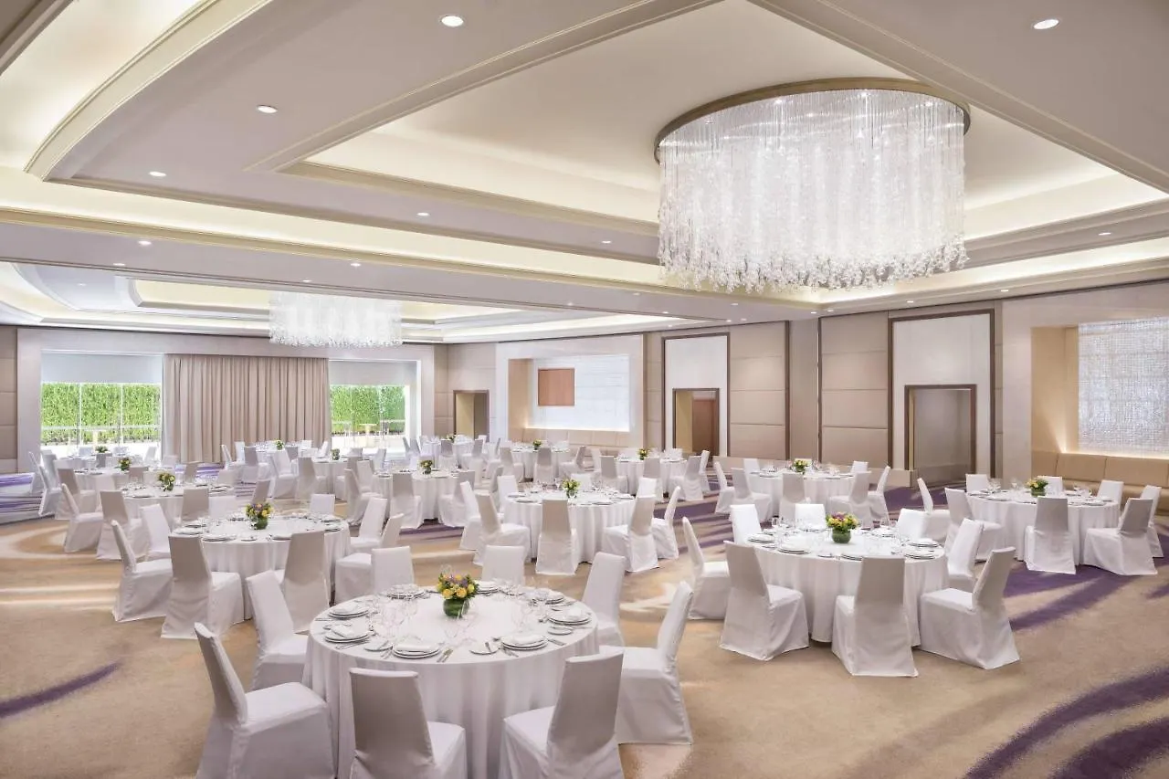 Vogo Abu Dhabi Golf Resort & Spa Formerly The Westin Abu Dhabi Golf Resort & Spa