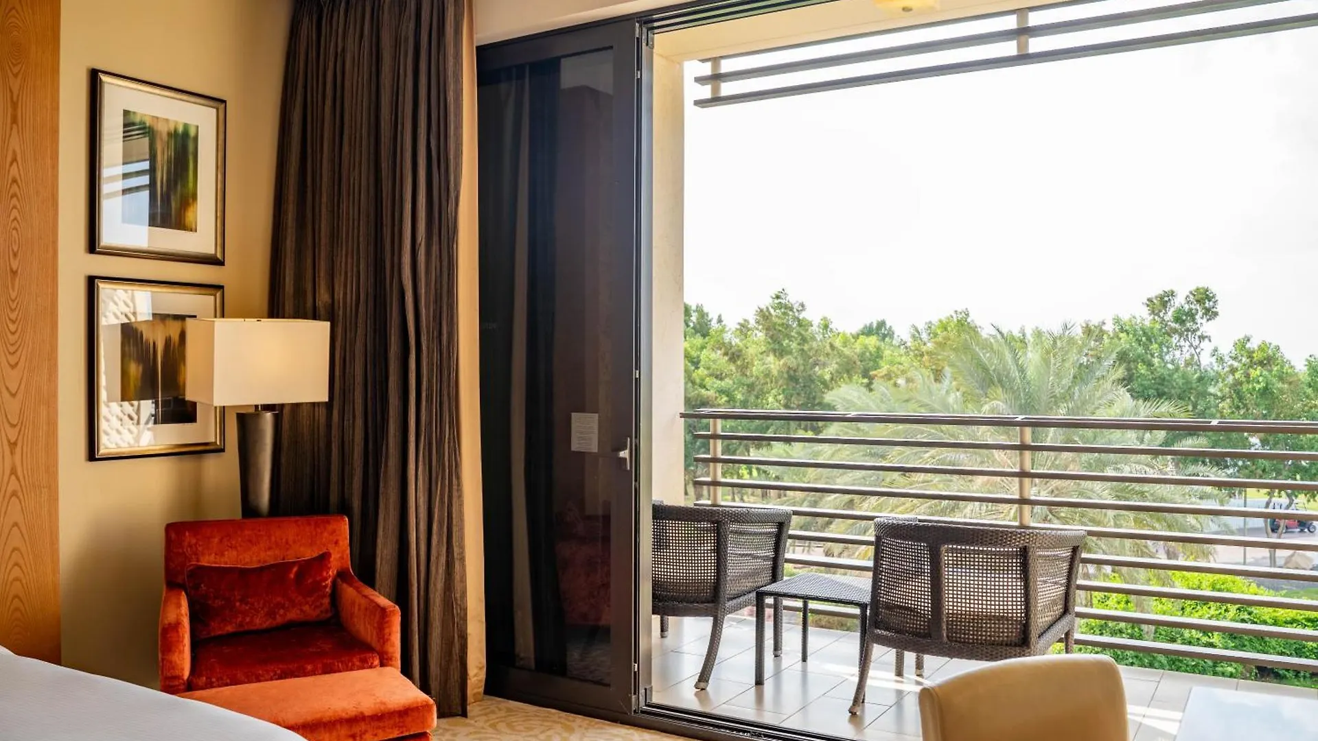*****  Vogo Abu Dhabi Golf Resort & Spa Formerly The Westin Abu Dhabi Golf Resort & Spa United Arab Emirates